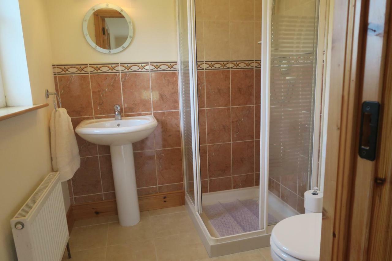 Thistledown - Ballina - Crossmolina - County Mayo - Sleeps 8 - Sister Property To Inglewood Extérieur photo